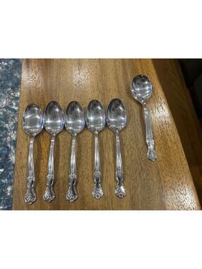Set of 6 Magnolia / Inspiration by Wm Rogers Mfg 1951 spoons